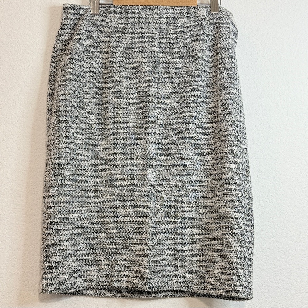 π Ann Taylor Factory Gray Tweed Knit Pencil Skirt 8 Stretch Lined Office Chic - Picture 1 of 16